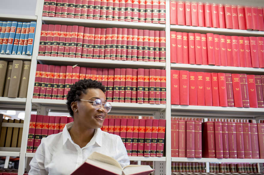 Student in library