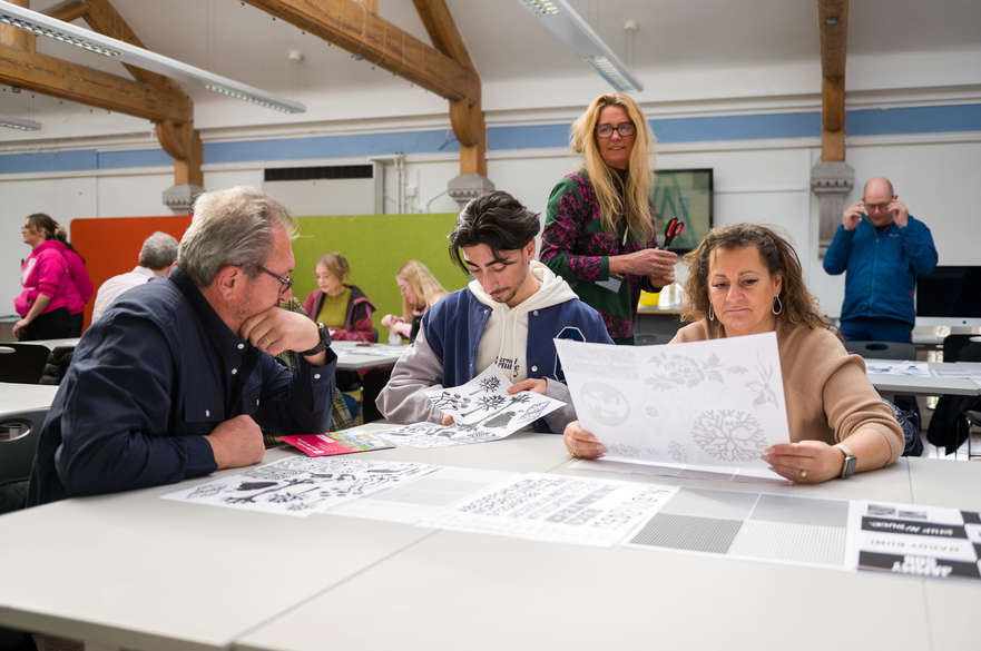 Parents and student at offer holder open day