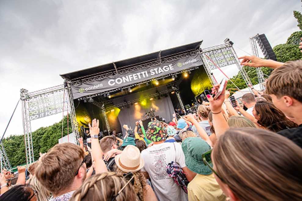 Confetti supports Splendour