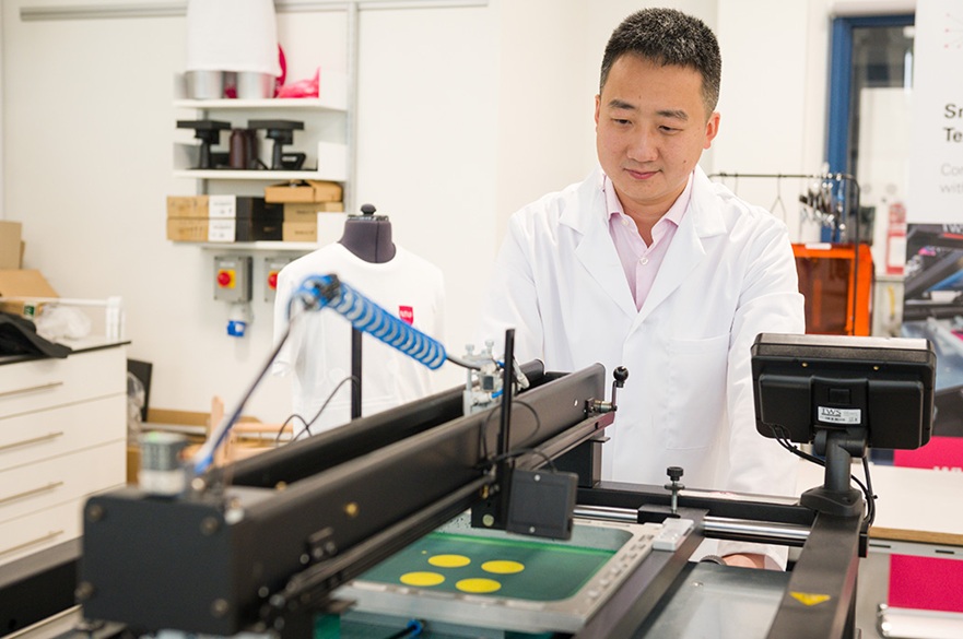 Professor Yang Wei
