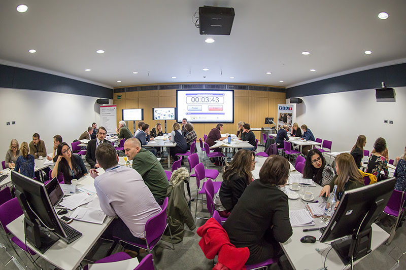 photo-of-attendees-at-the-synoptic-assessment-event