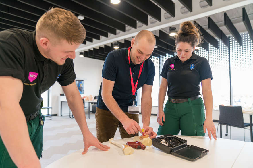 Paramedic Science students in practical seminar