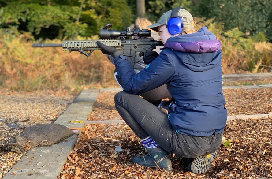 female clay pigeon shooting