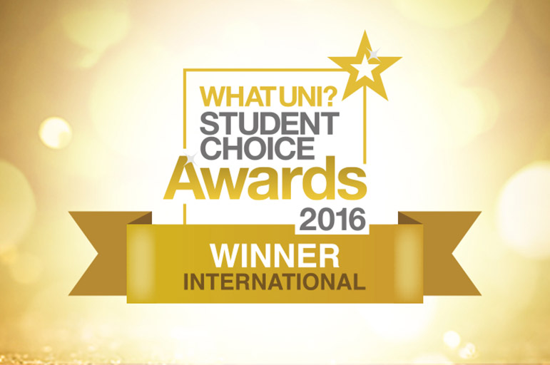 WhatUni award logo