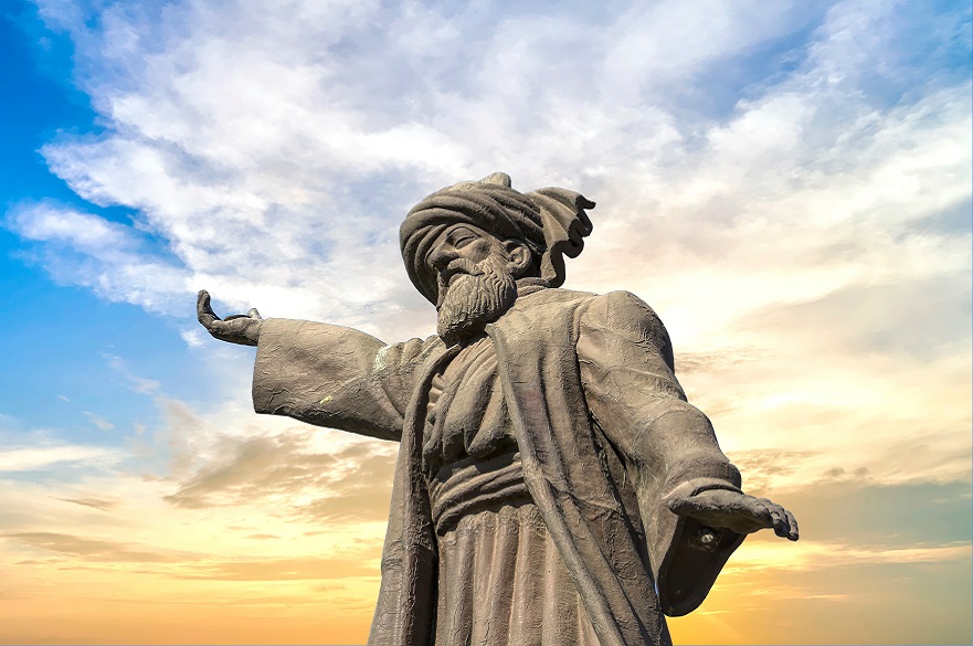An image a statue of Rumi