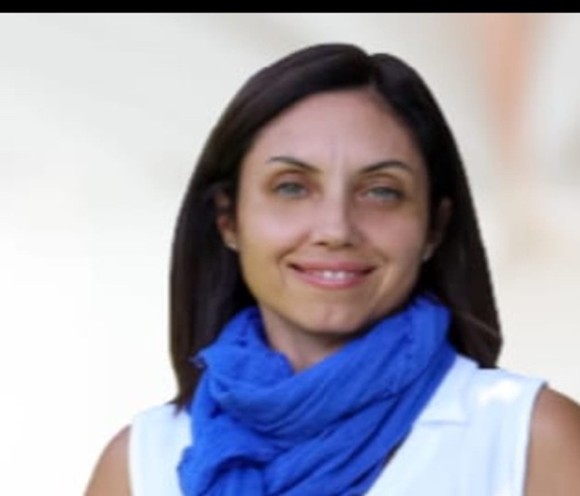 Portrait of Dr. Başak Ozan Özparlak