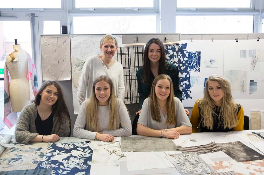 The winning team with Gillian and Abi of Romo