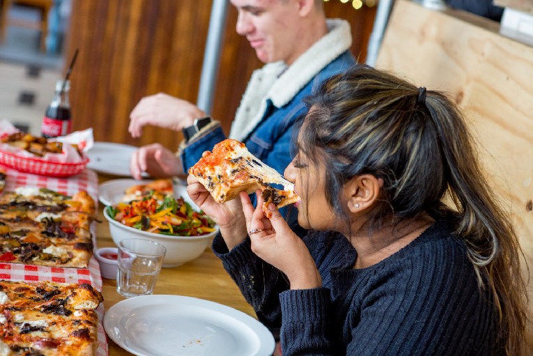 Students eating out
