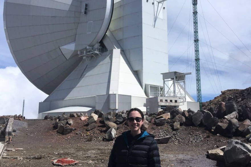 Student at telescope in Mexico