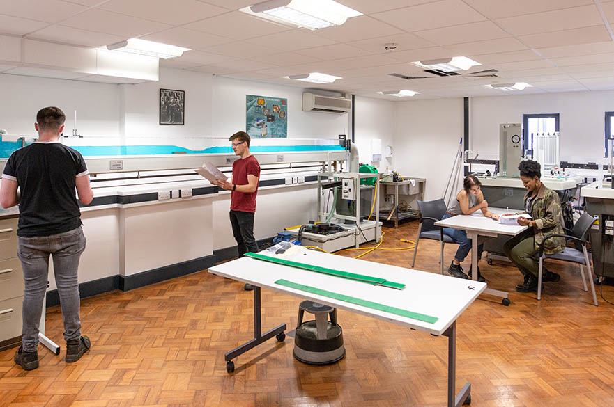 Students testing in the Hydraulics and Fluids laboratory, Maudslay workshops