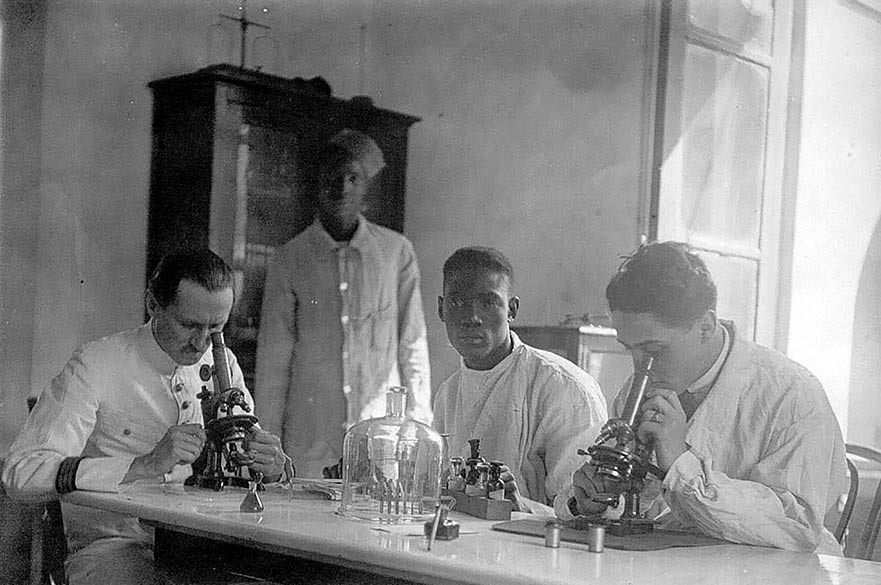 A bacteriological laboratory at a Dakar hospital, early 1930s.