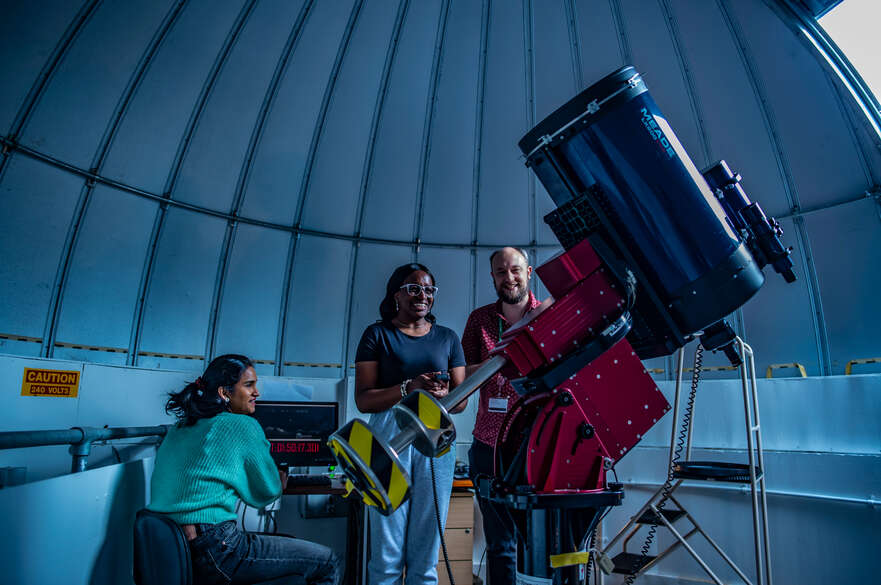 Picture of students in Astronomical Observatory 