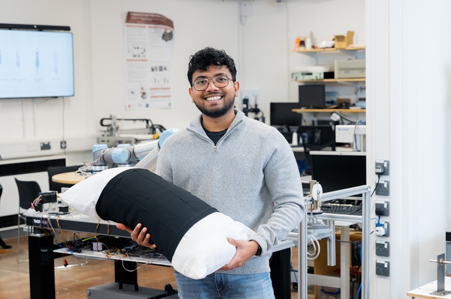 PhD researcher Malindu Ehelagasthenna