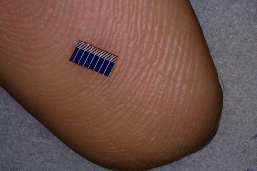 A miniature solar cell