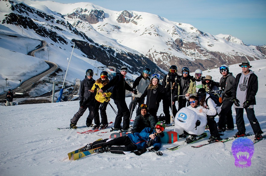 Snow Sport club in mountains