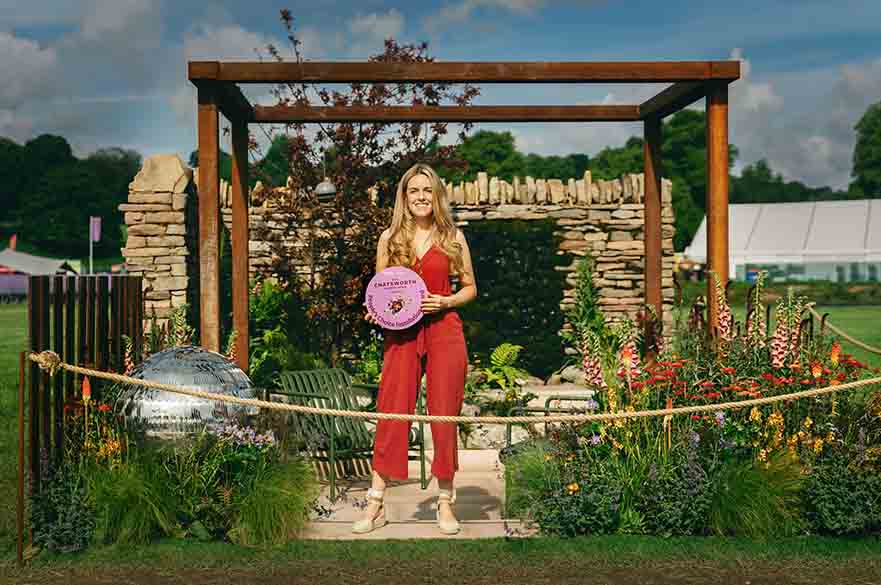 Emily Barnes wins People's Choice Award