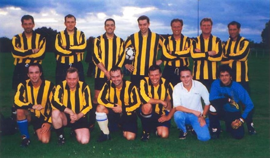 Penn Nyla football team in 1999