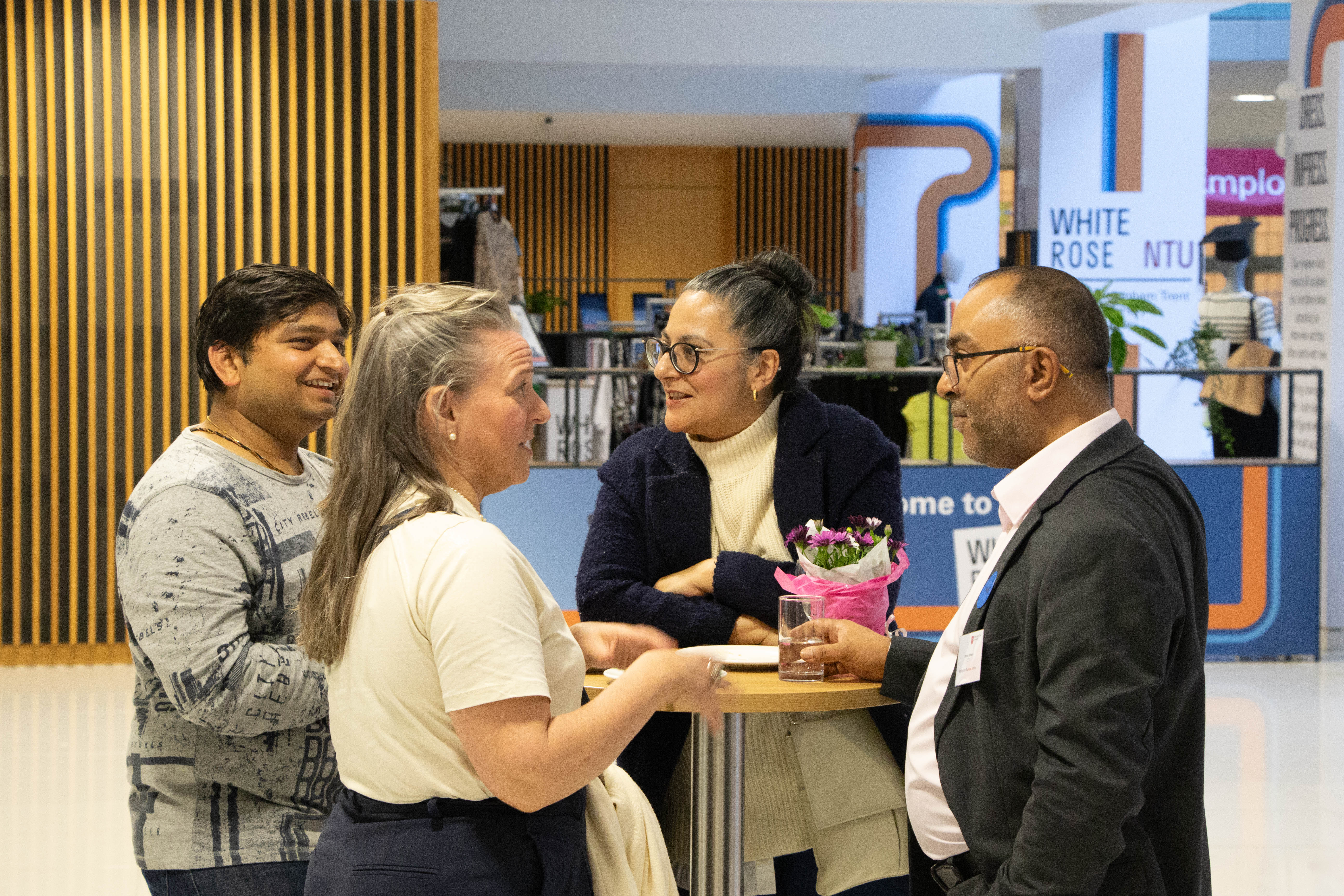 Networking at the Alumni and Industry Fellowship event 2024