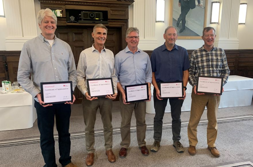 Alumni with certificates
