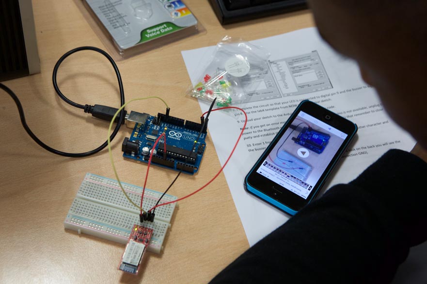 Electrical circuit next to smartphone