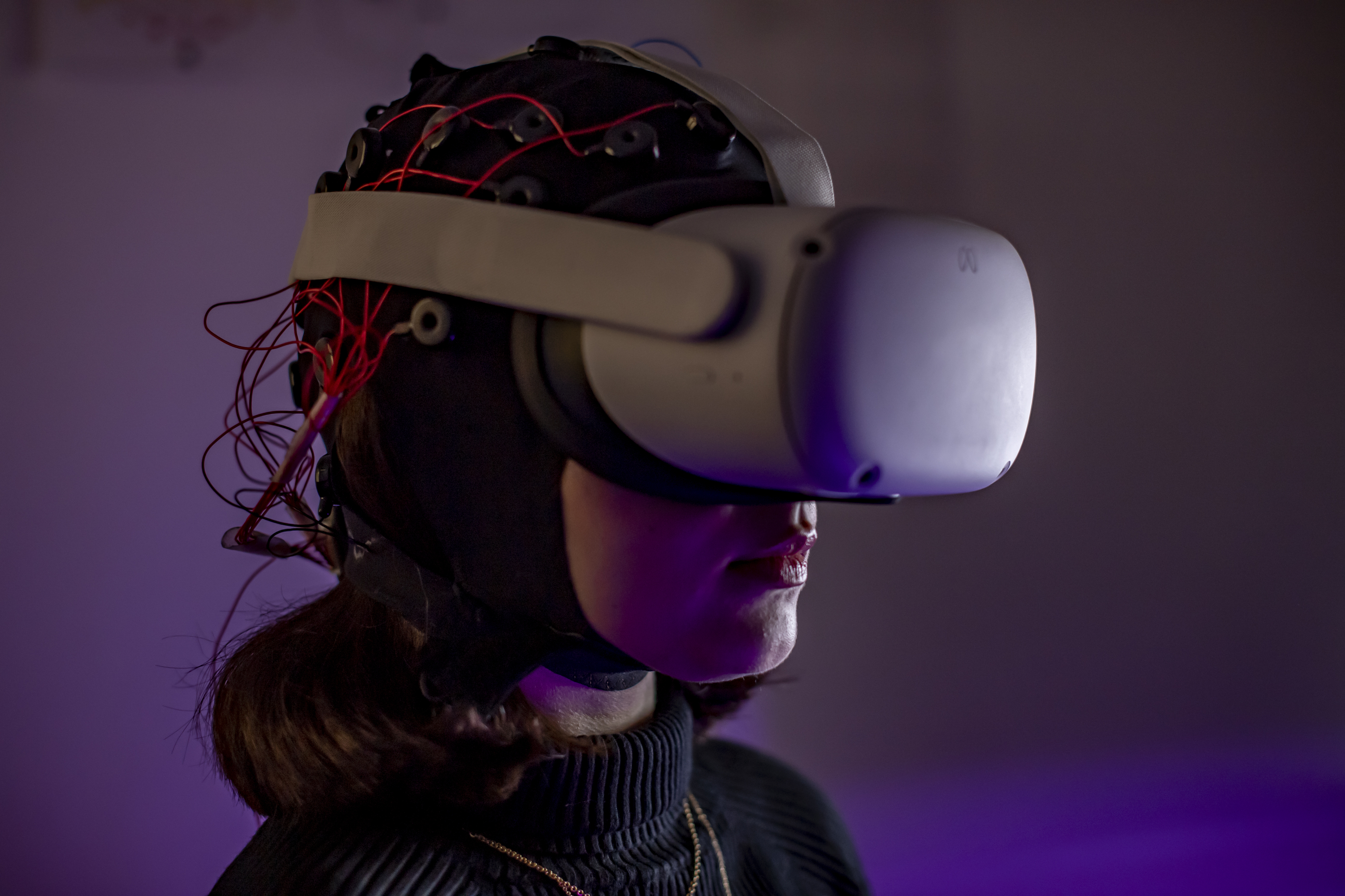 A student wearing a VR headset in Chaucer Building's Psychology Labs