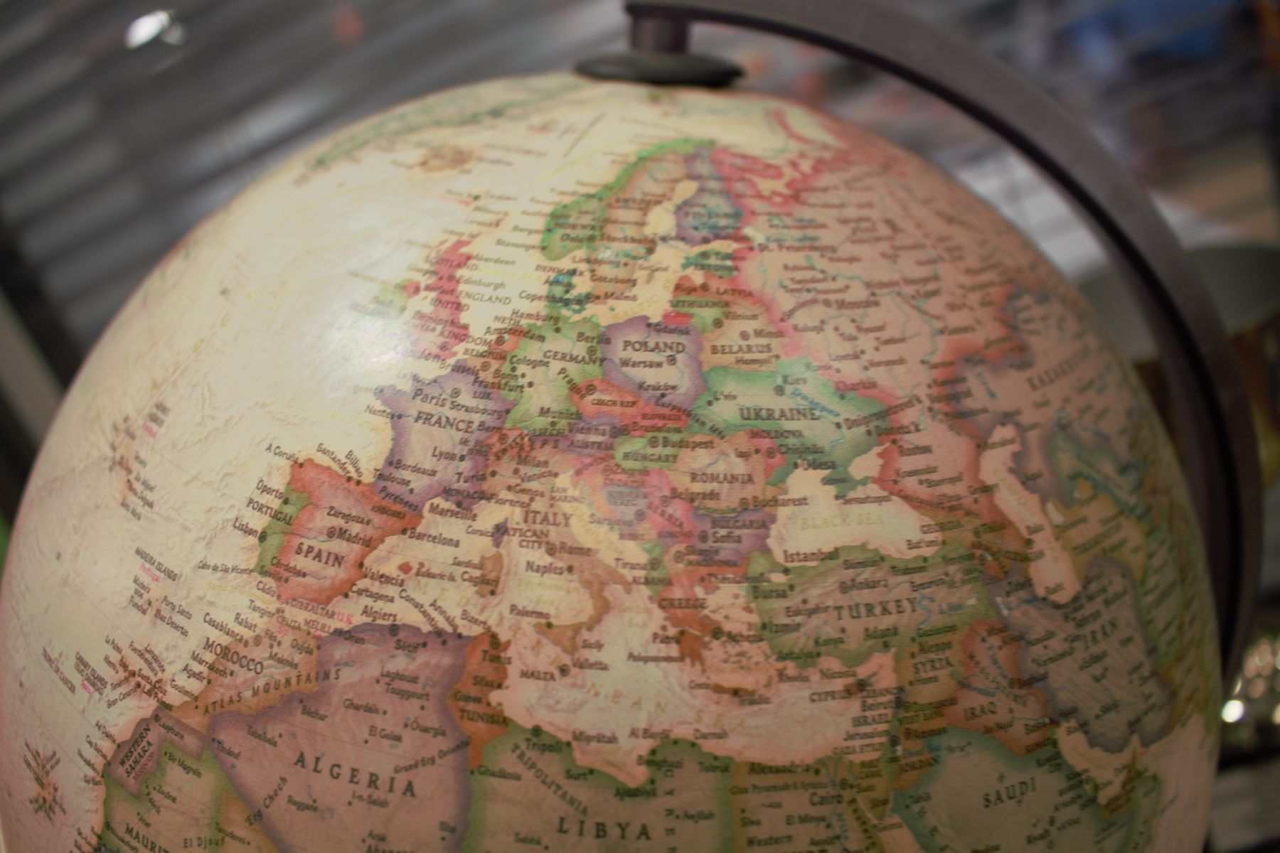 Globe