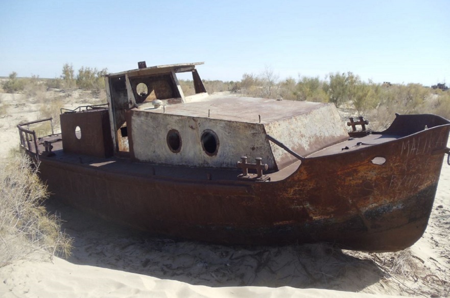 Boats in desert 2.JPG