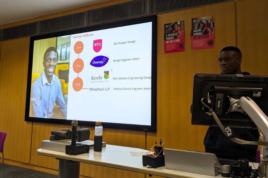 Guest and NTU alumni delivering a persentation