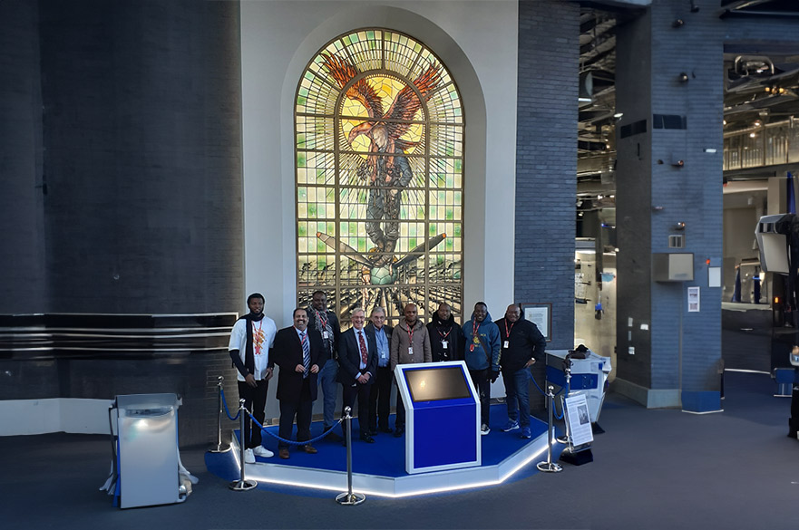 The delegation of Nigeria posing for a picture in a 