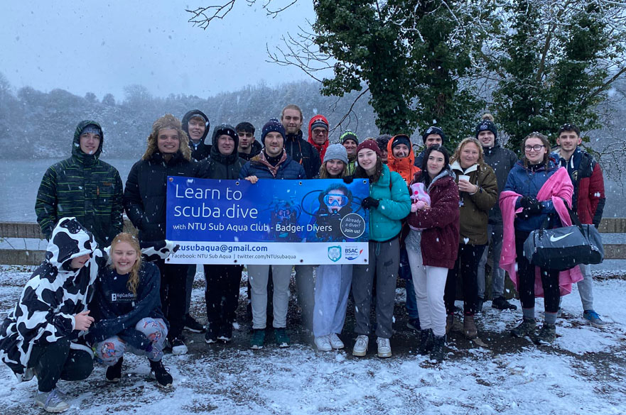 NTU Sub Aqua club group photo outside in the snow