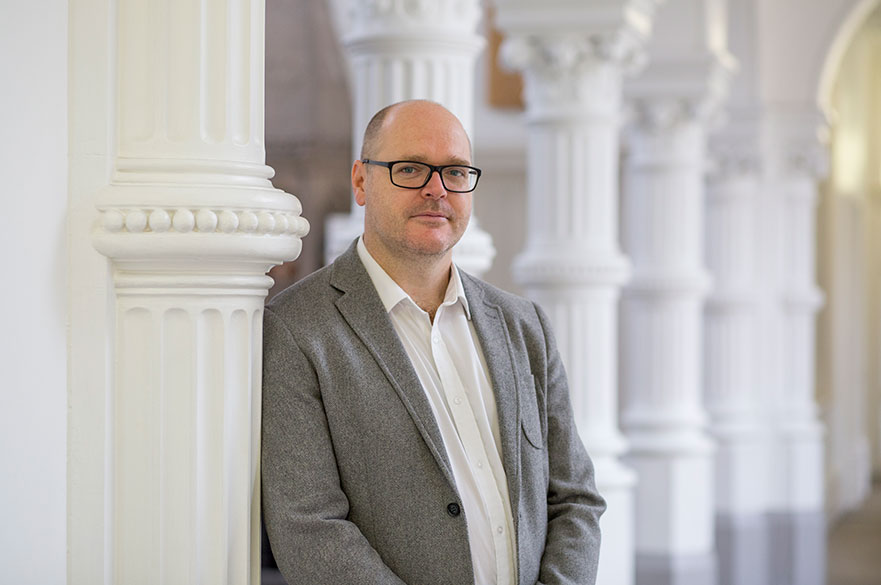 Gavin Richards
